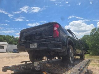 2023 Chevrolet Silverado 2500HD 4WD Crew Cab Standard Bed Custom - Exterior Rear Right Corner Image